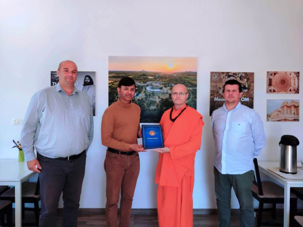 441136978 990644299728097 1892209407953656871 n