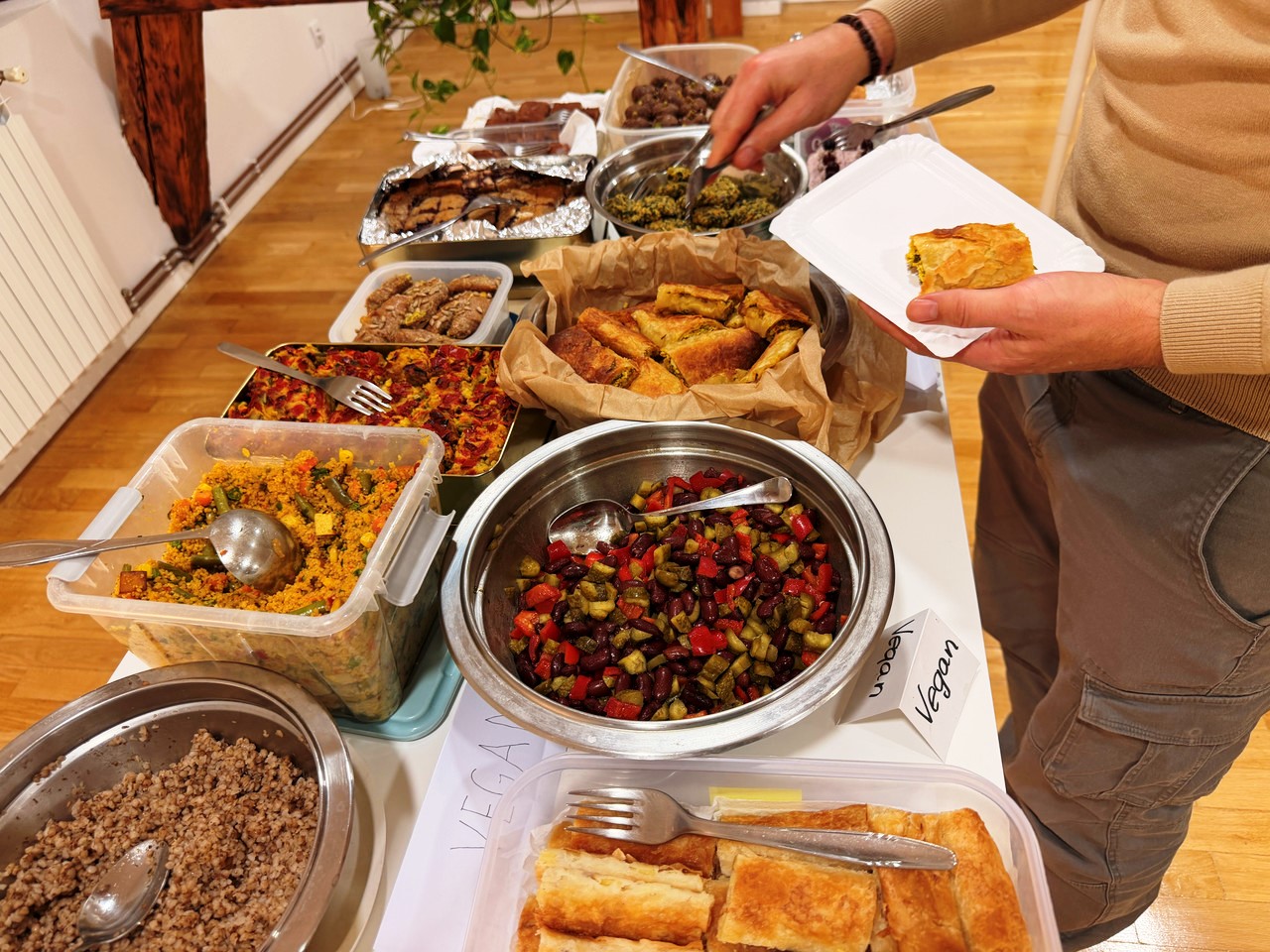 0408e875b62a9f751b9b300be99fe3a00d0992af92570465eefe9d7d88fb063b